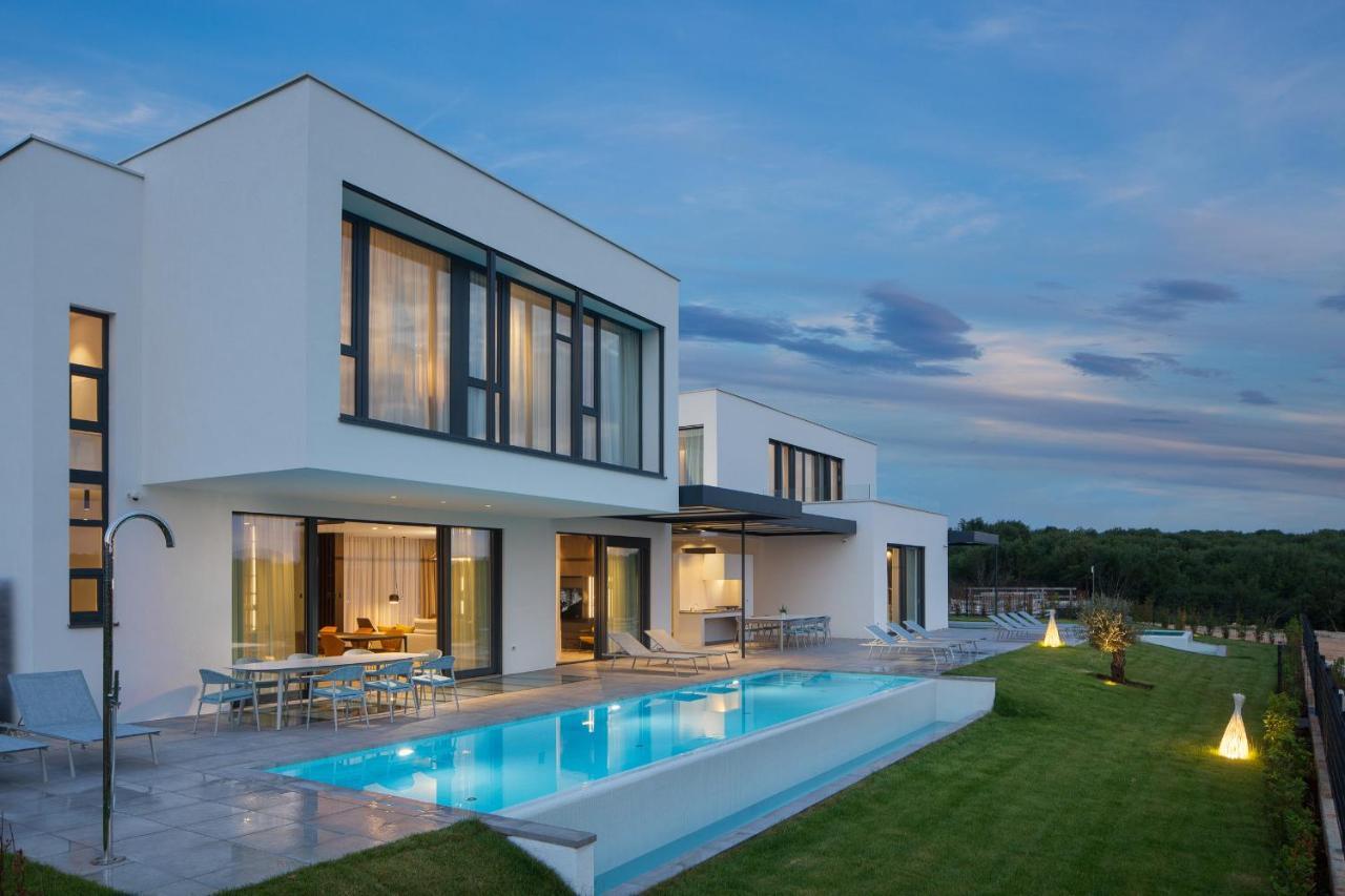 Design Villa Noble With Spa Bale Exteriér fotografie
